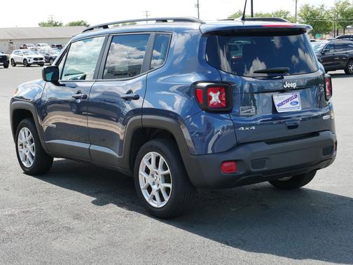 2022 Jeep Renegade Latitude