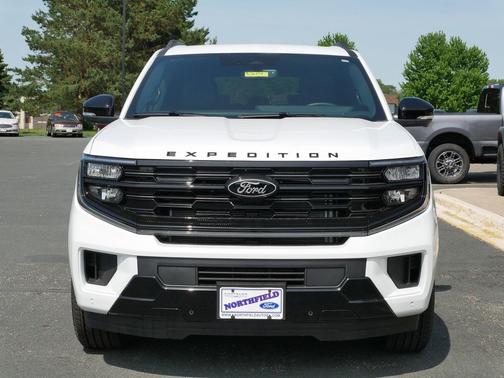Oxford White 2026 Ford Expedition Platinum
