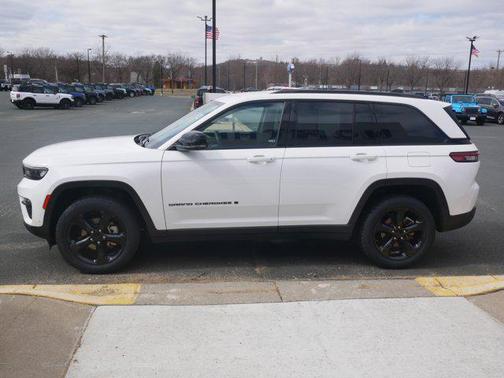 2023 Jeep Grand Cherokee Limited X