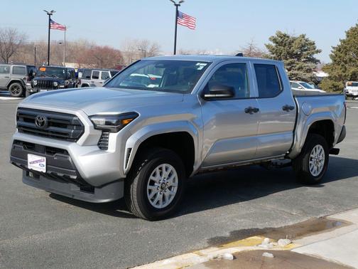 2025 Toyota Tacoma SR