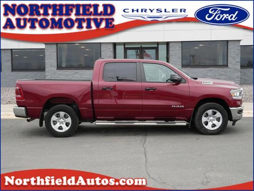 Delmonico Red Pearlcoat 2023 RAM 1500 Big Horn/Lone Star