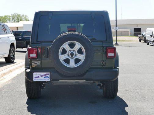 2022 Jeep Wrangler Unlimited Sport