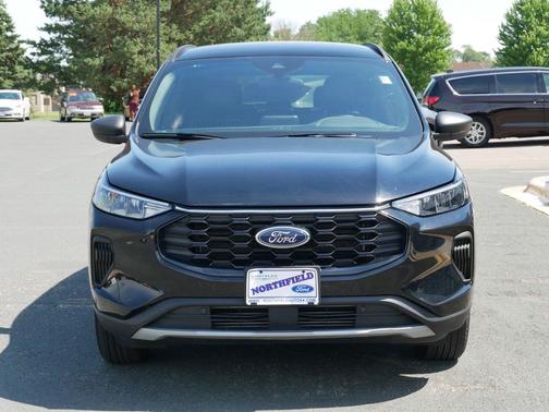 Agate Black Metallic 2025 Ford Escape ST-Line
