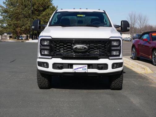 2025 Ford F-350 XLT
