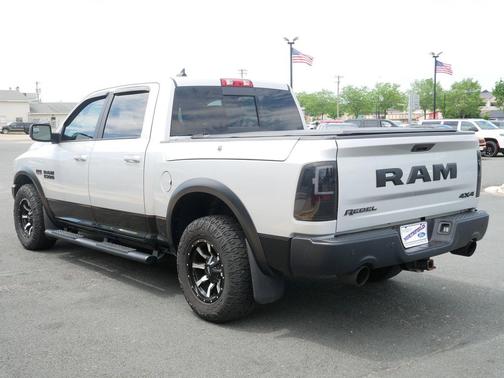 Bright Silver Metallic Clearcoat 2017 RAM 1500 Rebel