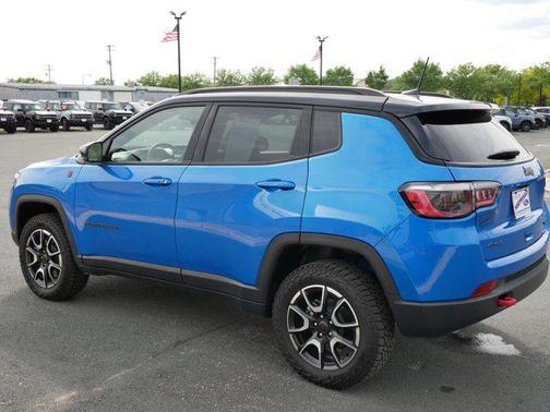 2025 Jeep Compass Trailhawk