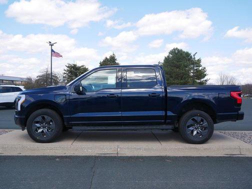2025 Ford F-150 Lightning Flash