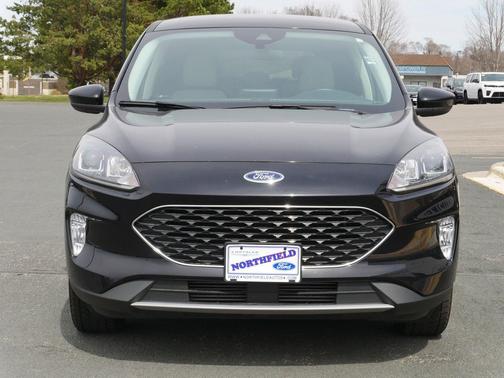 Agate Black Metallic 2022 Ford Escape SEL