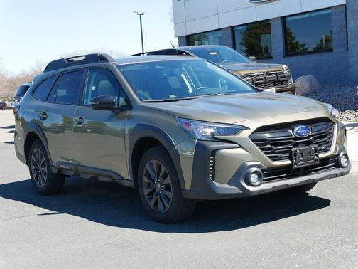 Autumn Green Metallic 2025 Subaru Outback Onyx Edition