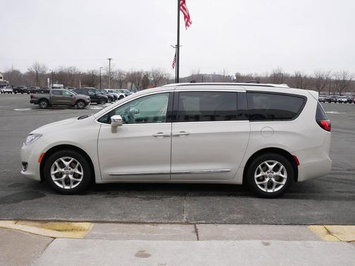 2020 Chrysler Pacifica Limited