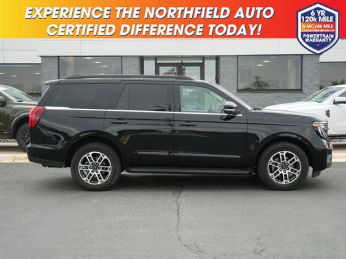 Agate Black Metallic 2025 Ford Expedition Active
