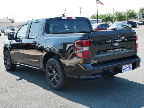 2025 Ford Maverick Lobo Standard