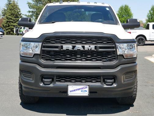 Bright White Clearcoat 2022 RAM 3500 Tradesman Crew Cab 4x4 6'4' Box