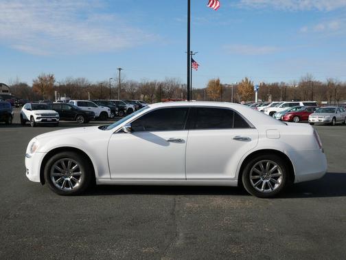 2012 Chrysler 300 Limited