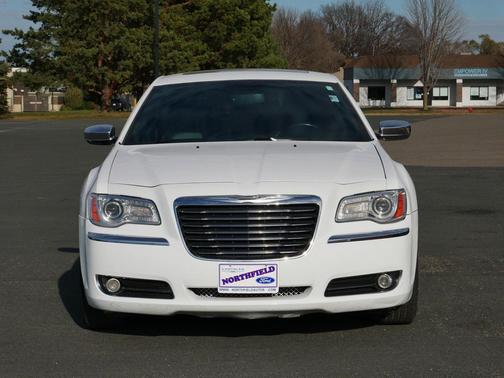 2012 Chrysler 300 Limited