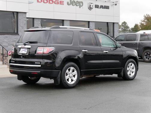 2016 GMC Acadia SLE-2