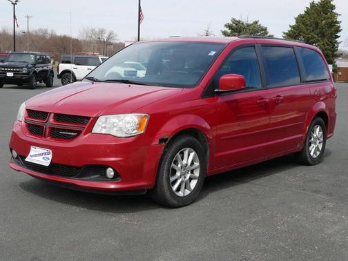Redline 2 Coat Pearl 2012 Dodge Grand Caravan R/T