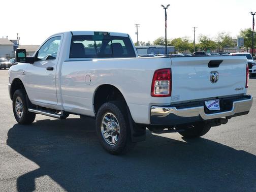 2023 RAM 3500 Tradesman Regular Cab 4x4 8' Box