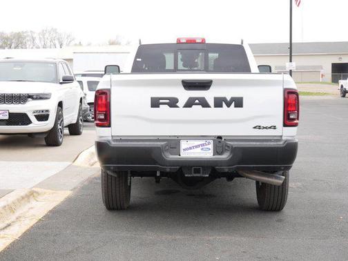 2025 RAM 3500 Tradesman Crew Cab 4x4 8' Box