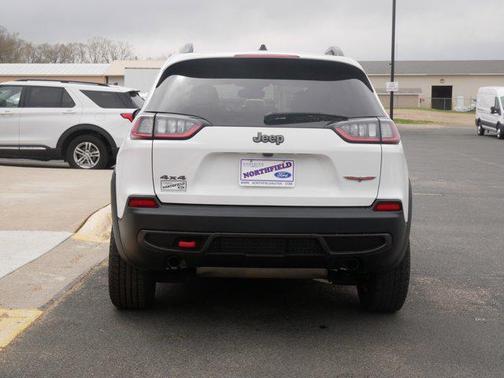 2022 Jeep Cherokee Trailhawk