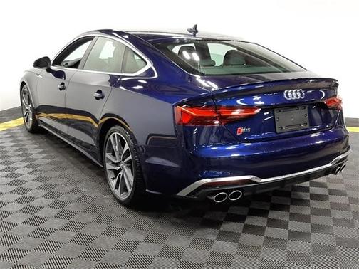 Photo 3 of 27 of 2021 Audi S5 3.0T Premium