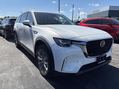 Rhodium White Premium 2026 Mazda CX-90 3.3 Turbo Preferred