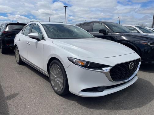 2025 Mazda Mazda3 FWD w/Preferred Package