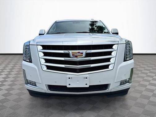 2020 Cadillac Escalade Luxury