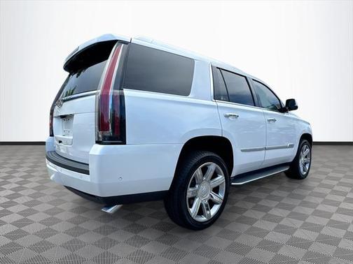 2020 Cadillac Escalade Luxury
