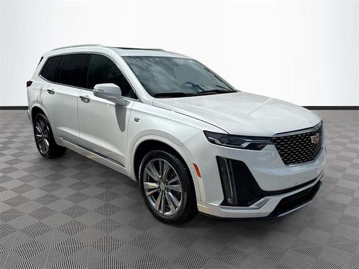 2025 Cadillac XT6 Premium Luxury FWD