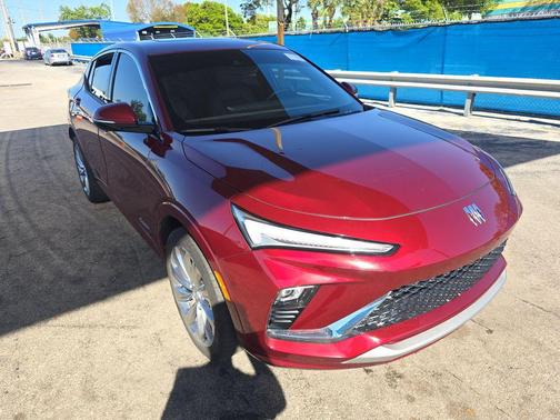 Cinnabar Metallic 2024 Buick Envista Avenir FWD