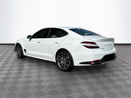 2024 Genesis G70 2.5T RWD