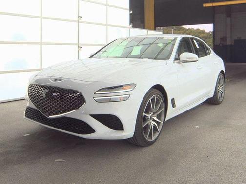 2024 Genesis G70 2.5T RWD