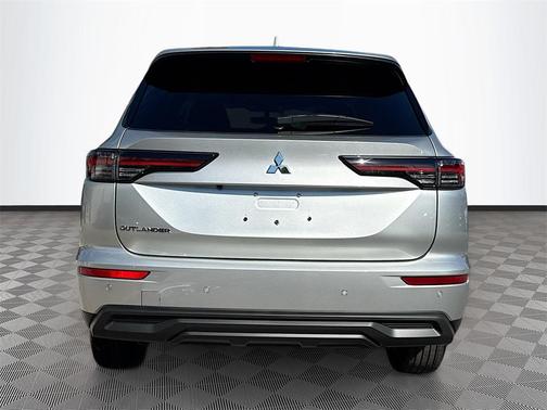 2025 Mitsubishi Outlander ES 2.5 2WD