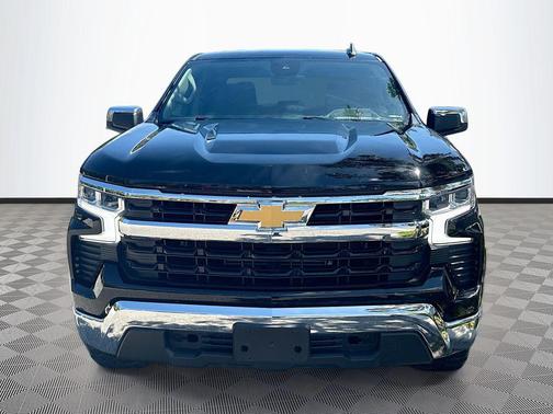 Black 2022 Chevrolet Silverado 1500 LT