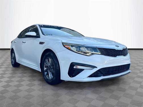 2020 Kia Optima LX