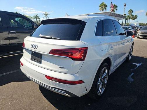 2021 Audi Q5 45 Premium Plus