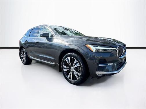 2022 Volvo XC60 B5 Inscription