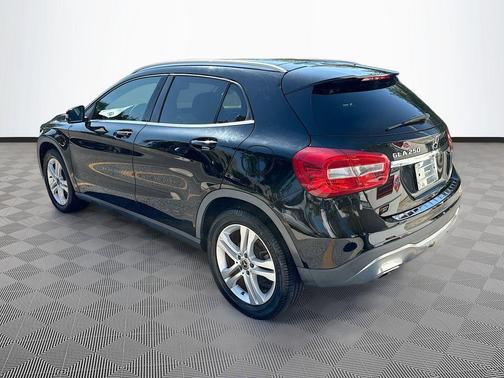 2018 Mercedes-Benz GLA 250 Base