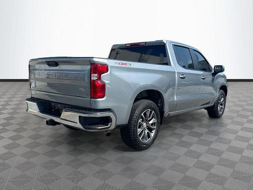 Sterling Gray Metallic 2025 Chevrolet Silverado 1500 LT