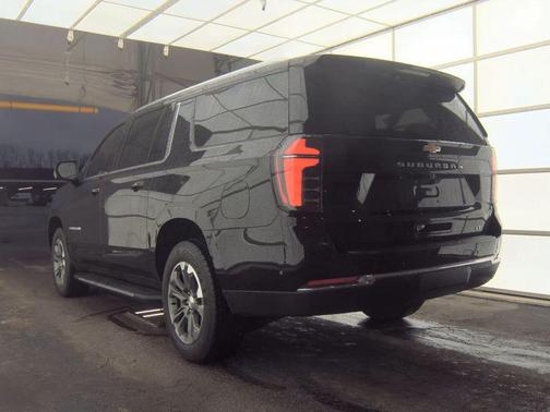Black 2025 Chevrolet Suburban LT