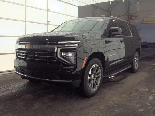 Black 2025 Chevrolet Suburban LT