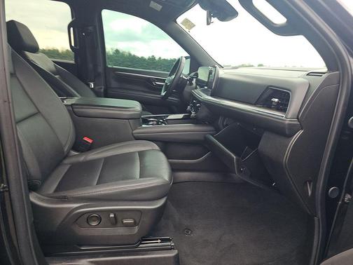 Black 2025 Chevrolet Suburban LT