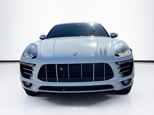 2017 Porsche Macan Base