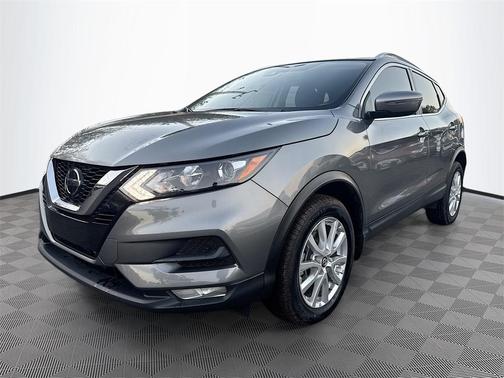 2022 Nissan Rogue Sport SV