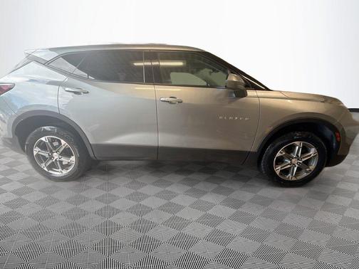 Sterling Gray Metallic 2024 Chevrolet Blazer 2LT