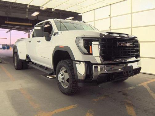 2024 GMC Sierra 3500 Base