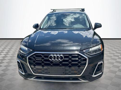 Mythos Black Metallic 2024 Audi Q5 45 S line Premium Plus