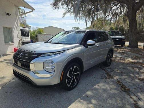 2022 Mitsubishi Outlander ES 2.5 S-AWC