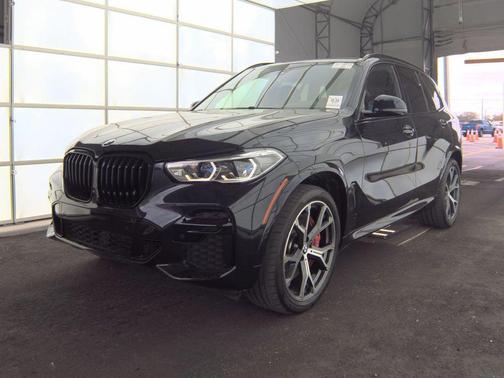 Carbon Black Metallic 2022 BMW X5 M50i